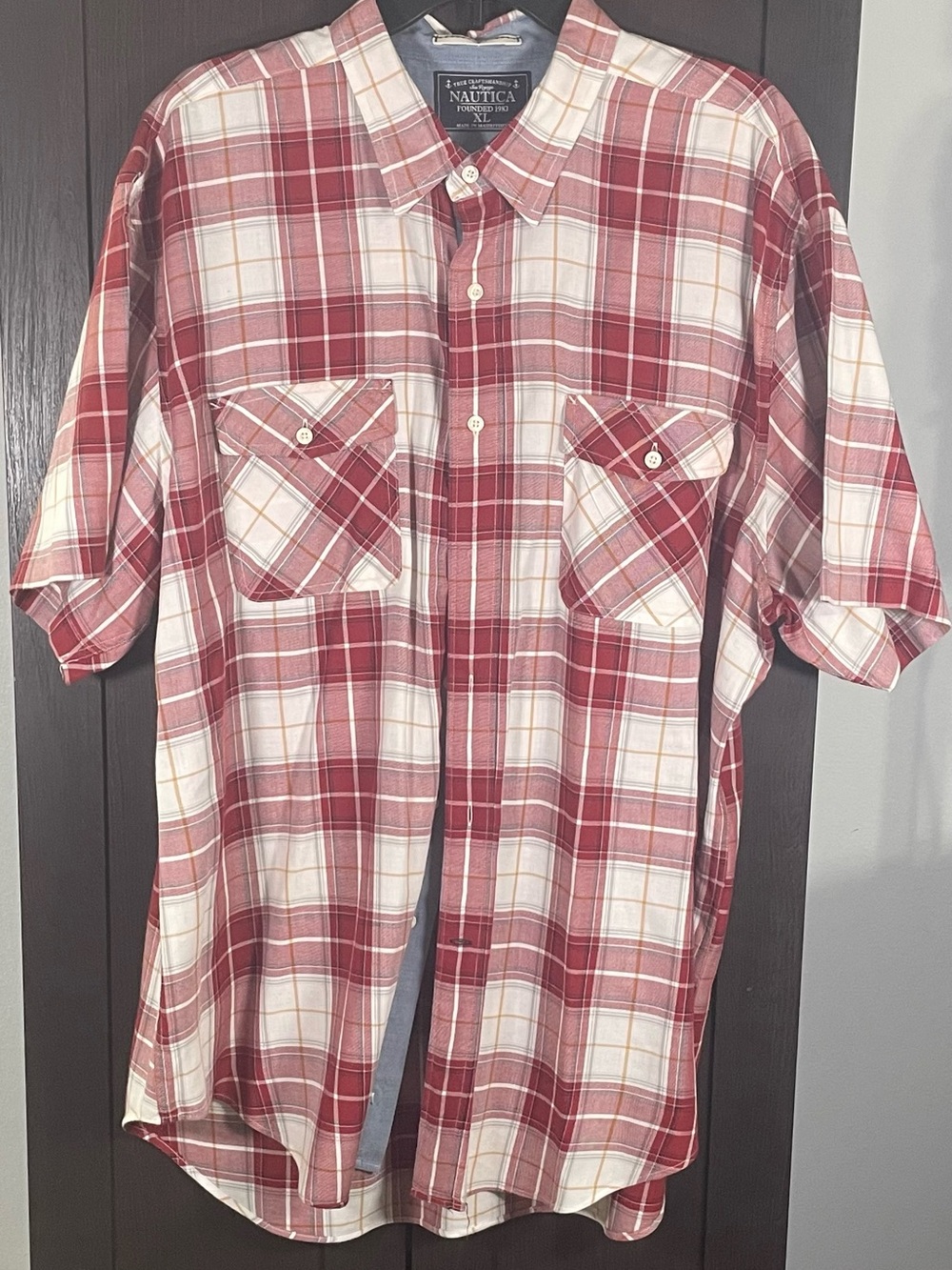Nautica Men's Red and White Plaid Short-Sleeve Button-Down Shirt